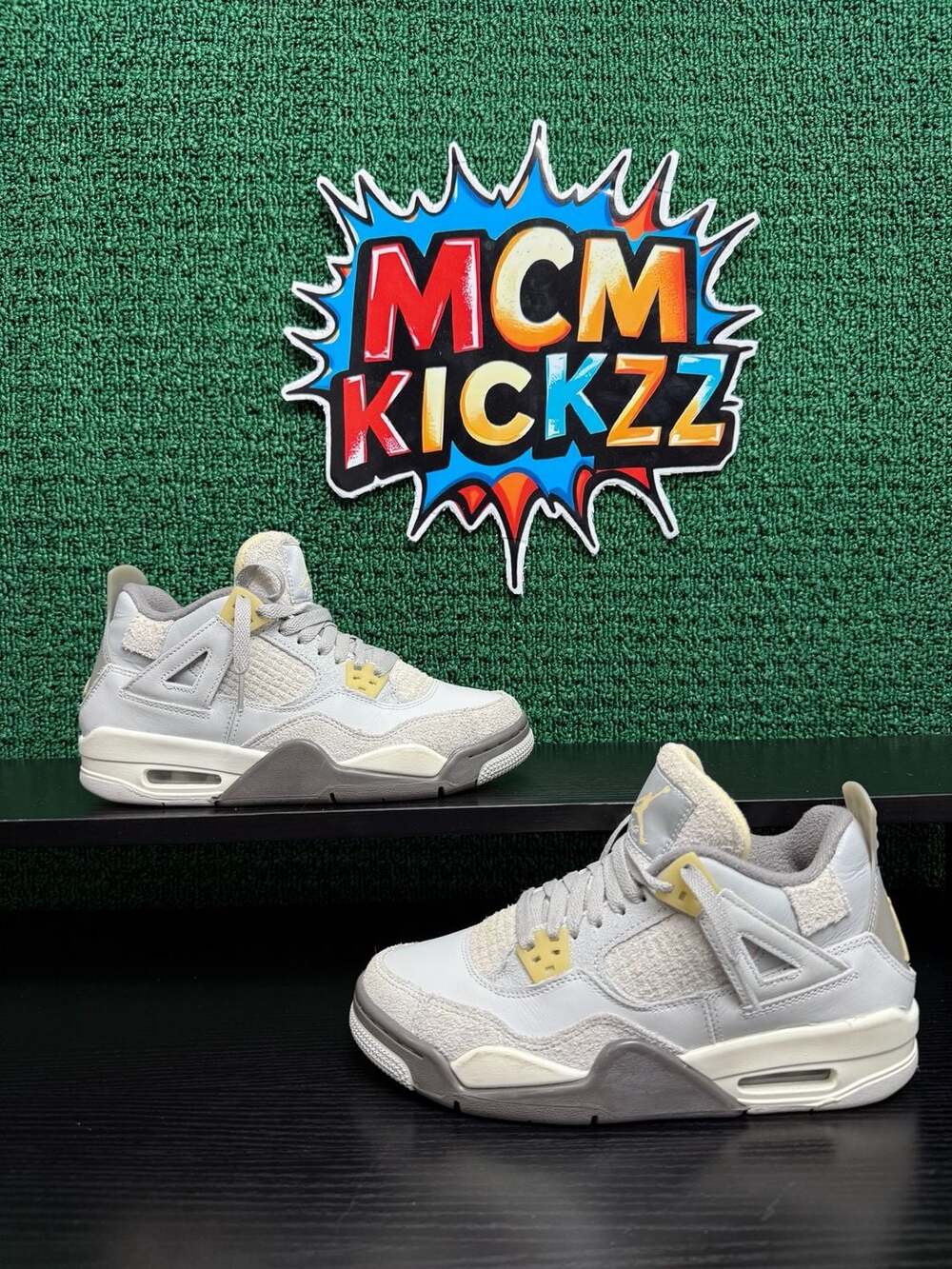 Air Jordan 4 Retro SE GS Craft Photon Dust Youth Size 6/7.5W Pre-Owned